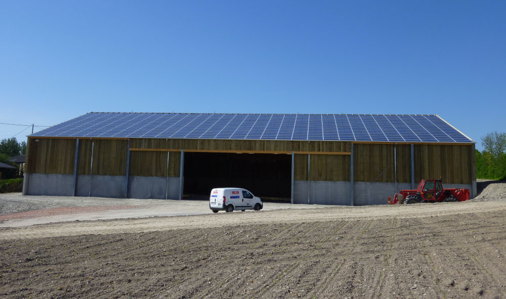 intervention de dépannage sur un site photovoltaïque, arrivée du véhicule