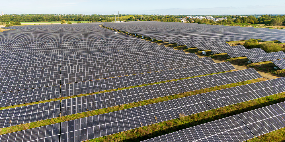 12 parcs solaires et éoliens mis en service pour le groupe breton IEL – Initiatives et Énergies Locales en 2021